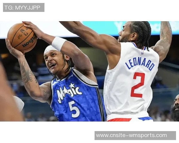 哈克斯全力以赴16投11中砍下31分8篮板4助攻却难救球队失利